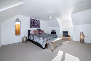 Bedroom- click for photo gallery